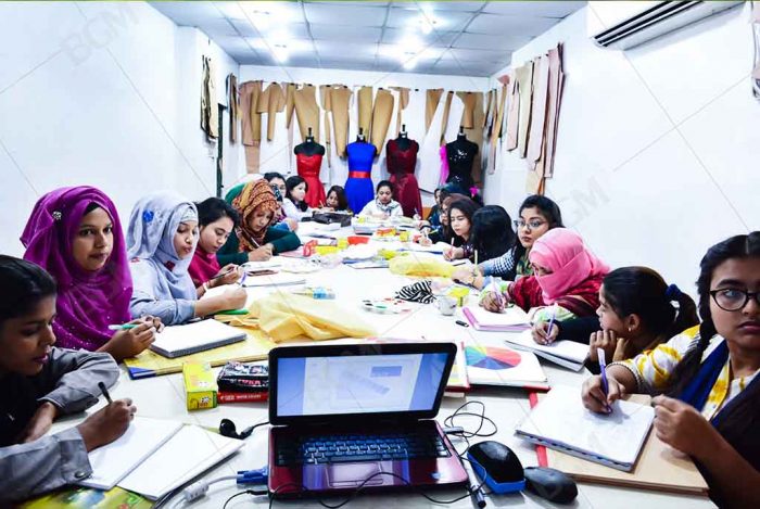 fashion design university in bangladesh